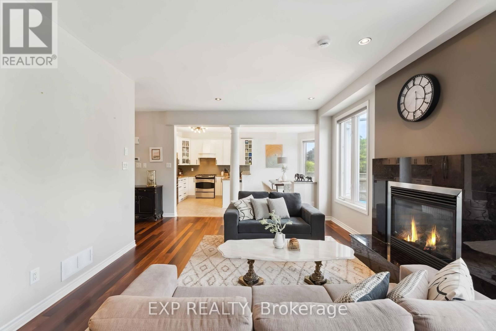 6925 MARY ANNE DRIVE Image 5