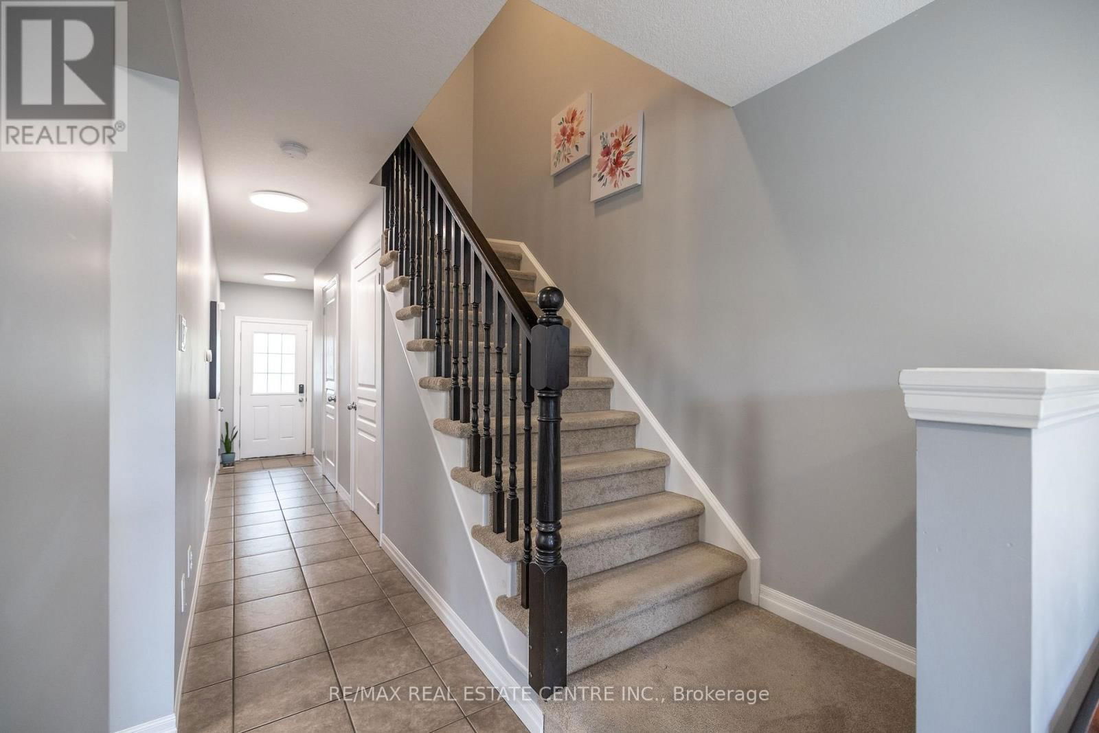 94 - 105 PINNACLE DRIVE Image 11