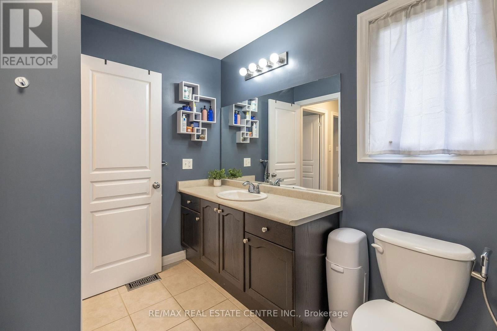 94 - 105 PINNACLE DRIVE Image 30
