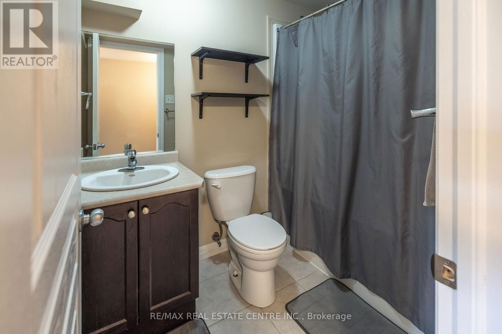 94 - 105 PINNACLE DRIVE Image 37