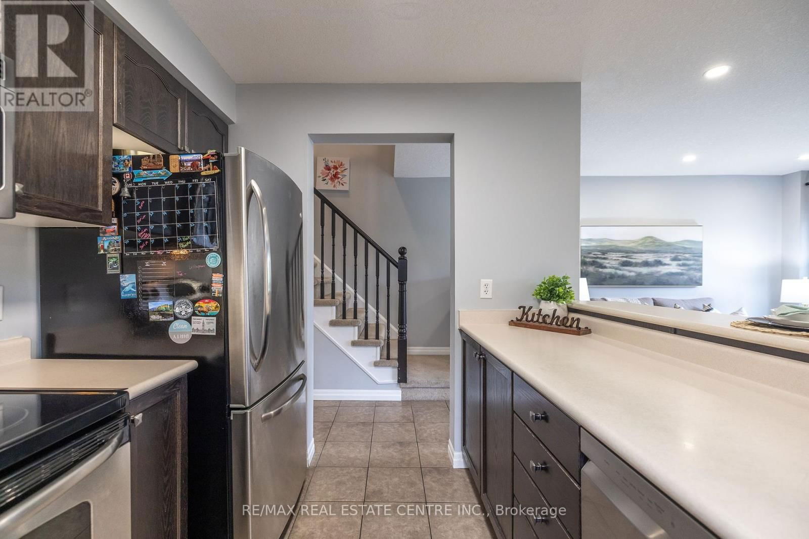 94 - 105 PINNACLE DRIVE Image 9