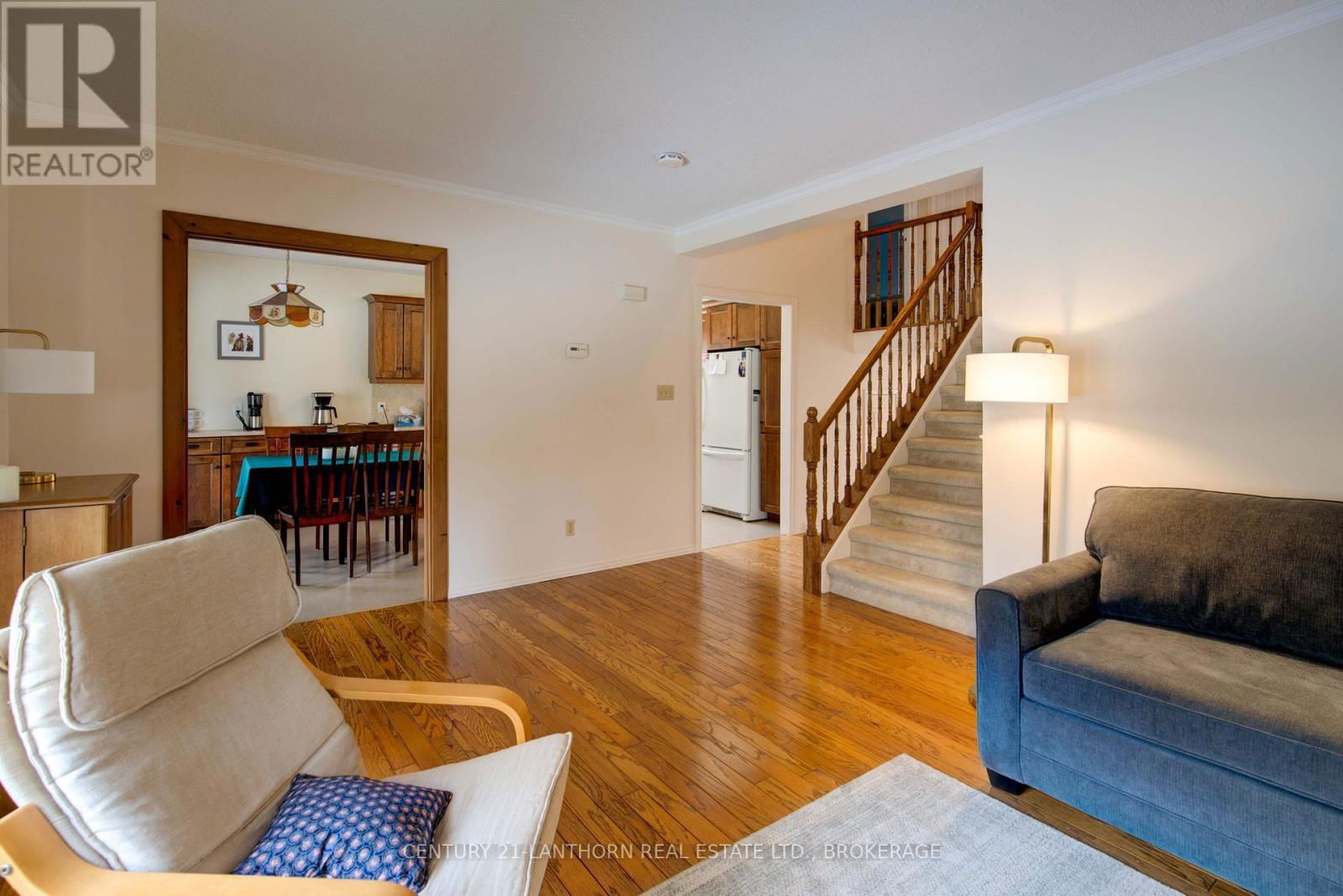 788 WHITEOAK CRESCENT Image 15