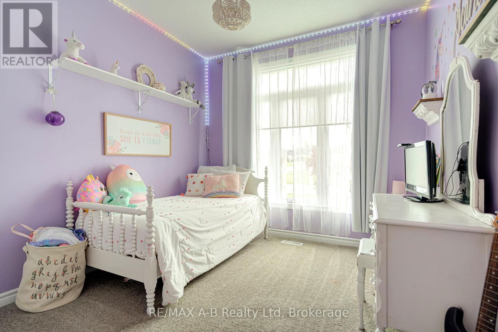 70 GERBER DRIVE Image 11