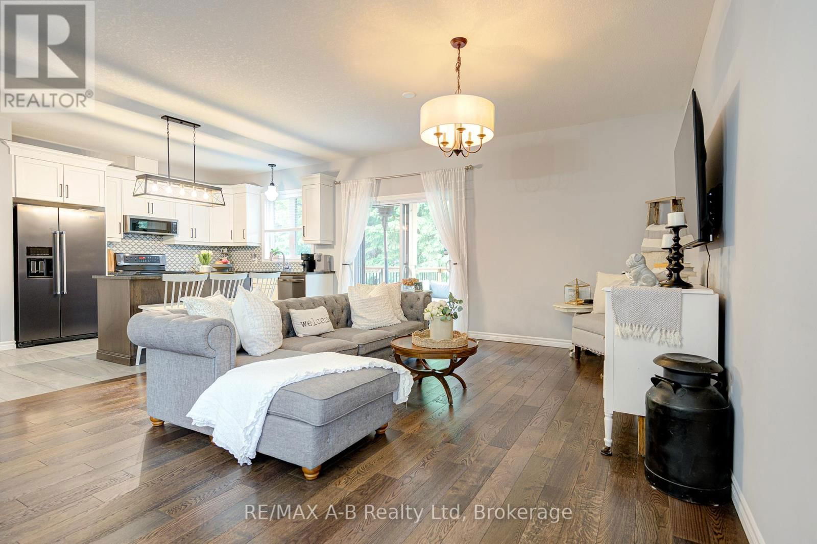 70 GERBER DRIVE Image 15