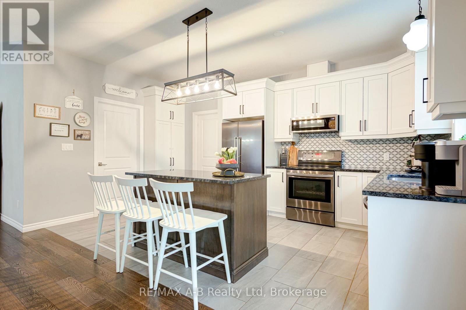 70 GERBER DRIVE Image 17