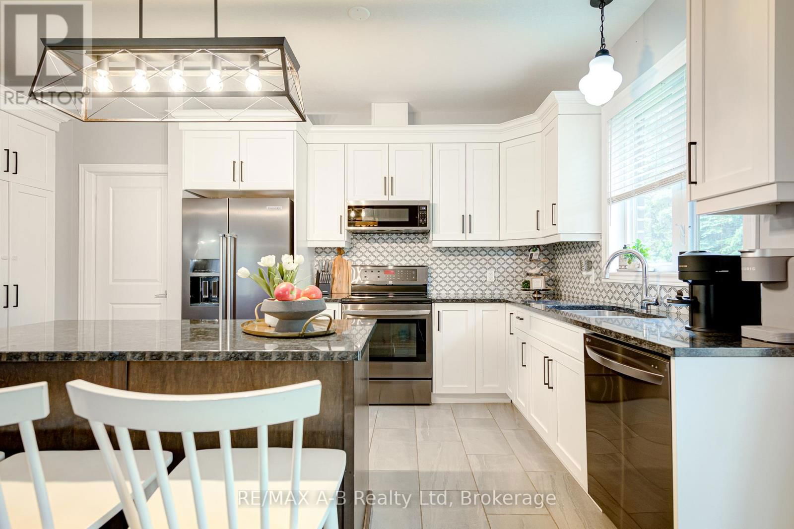 70 GERBER DRIVE Image 18