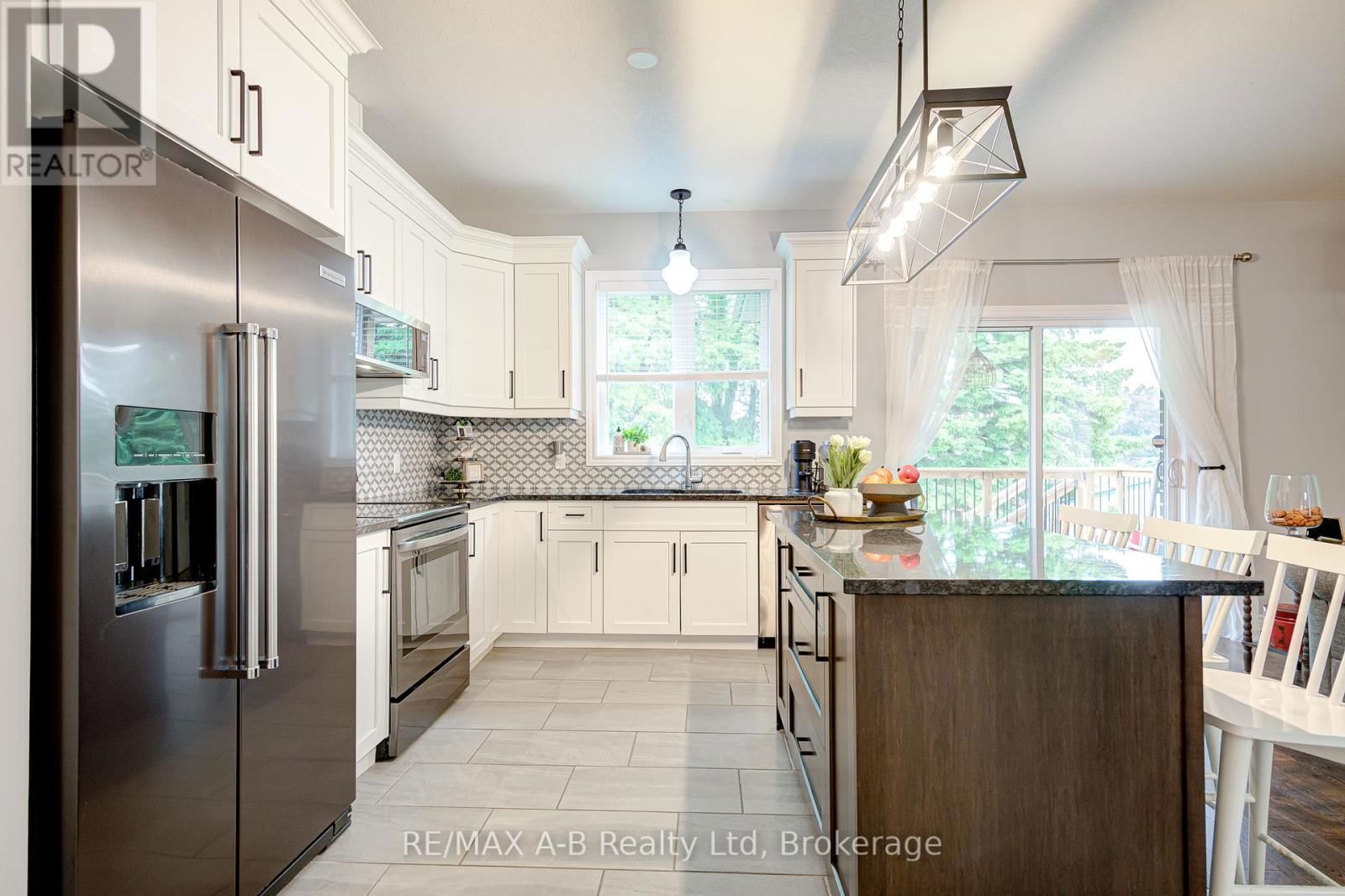 70 GERBER DRIVE Image 19