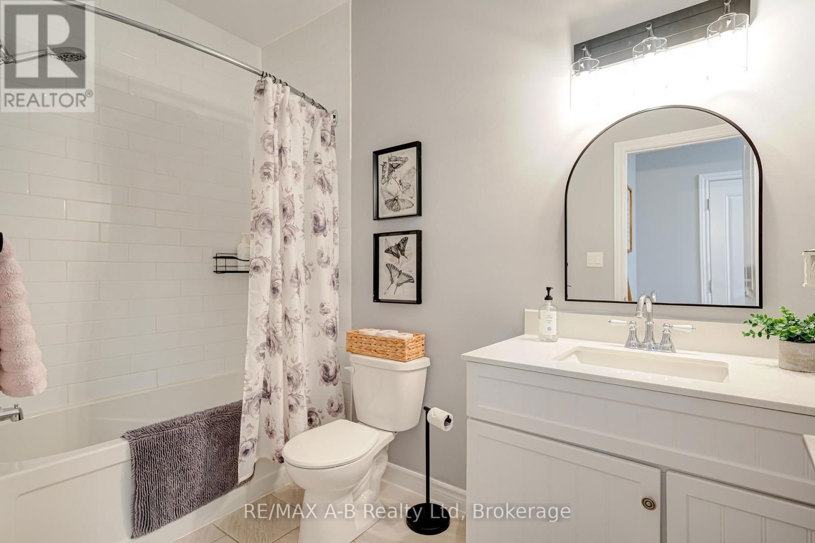 70 GERBER DRIVE Image 22