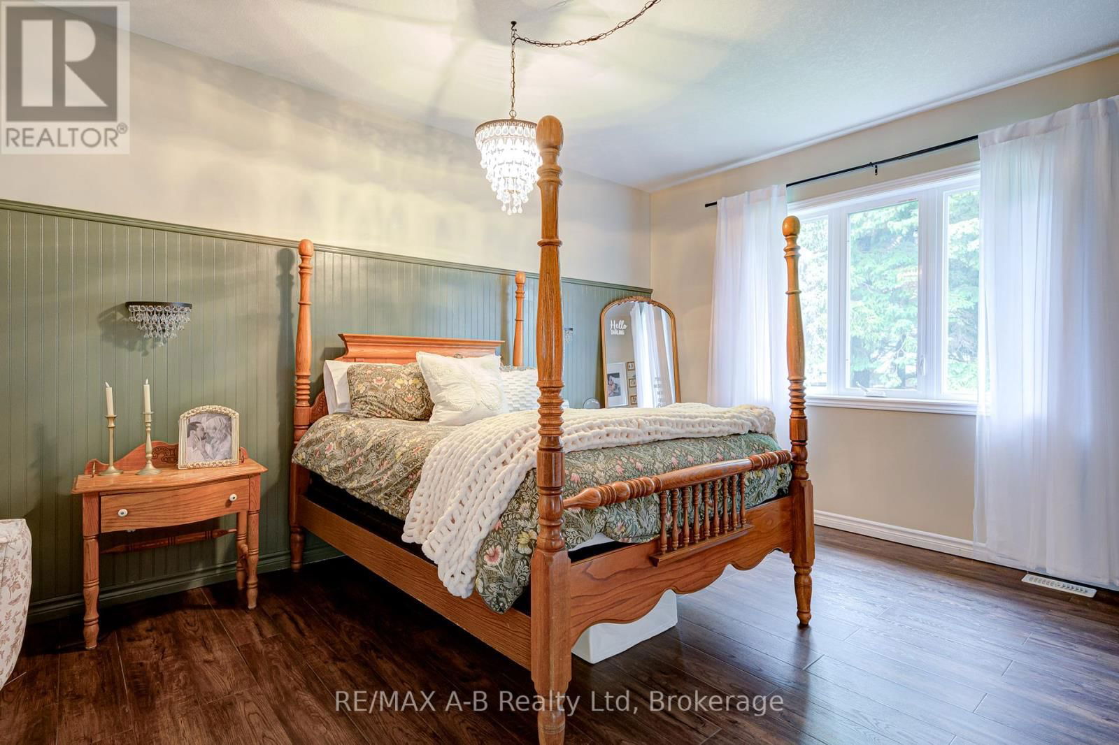 70 GERBER DRIVE Image 23