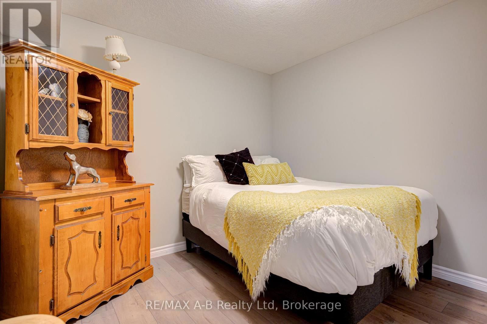 70 GERBER DRIVE Image 31