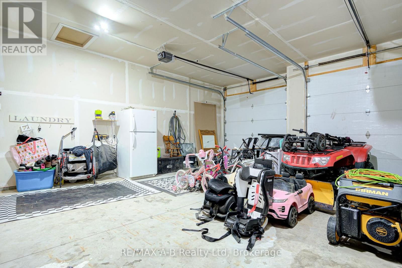 70 GERBER DRIVE Image 48