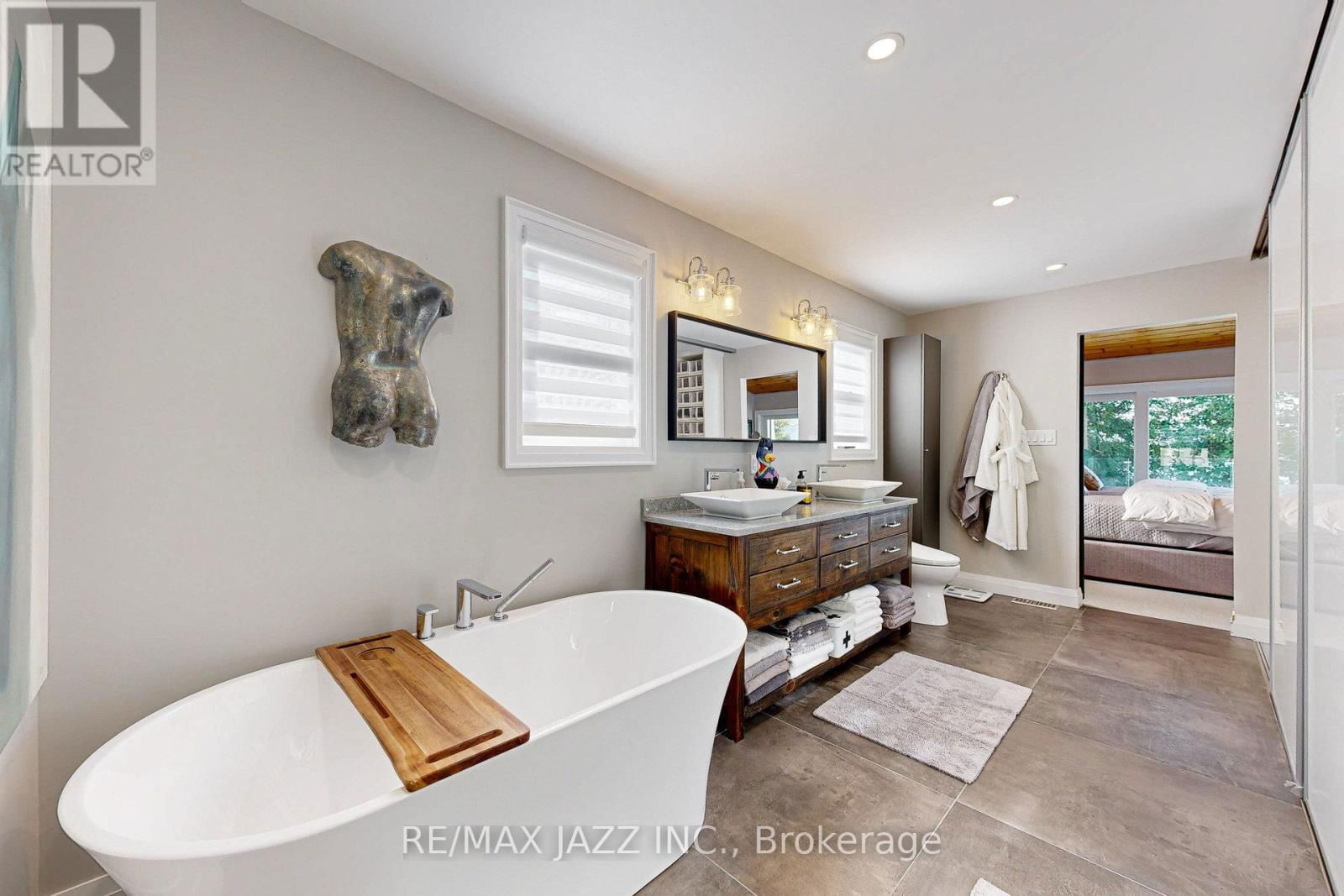 30 WAKEFORD ROAD Image 23