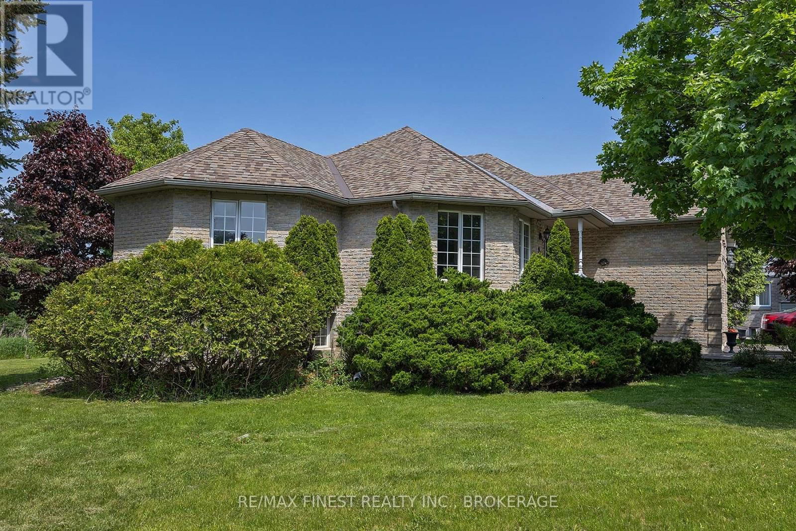 941 MALVERN TERRACE Image 40