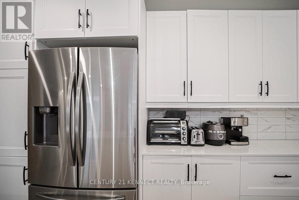 1520 BERKSHIRE DRIVE Image 11