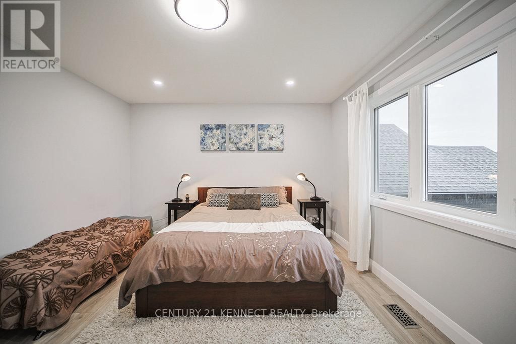 1520 BERKSHIRE DRIVE Image 25