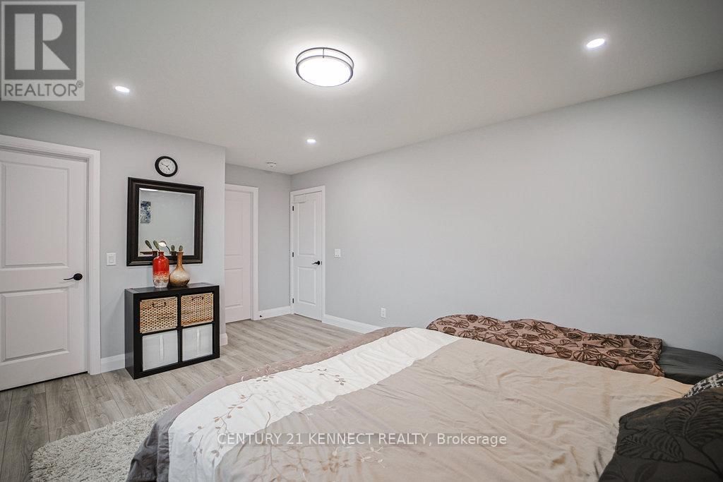 1520 BERKSHIRE DRIVE Image 26