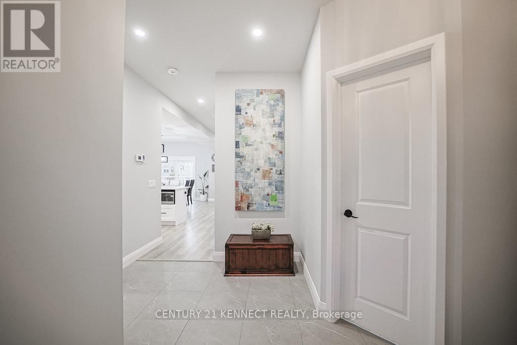 1520 BERKSHIRE DRIVE Image 4