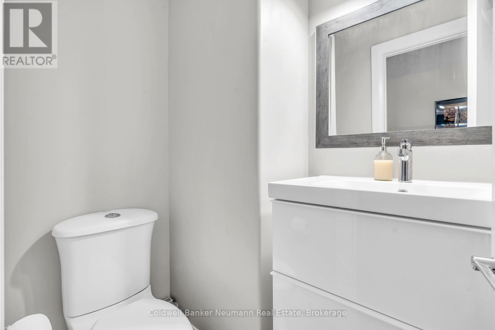 1 PICADILLY PLACE Image 14