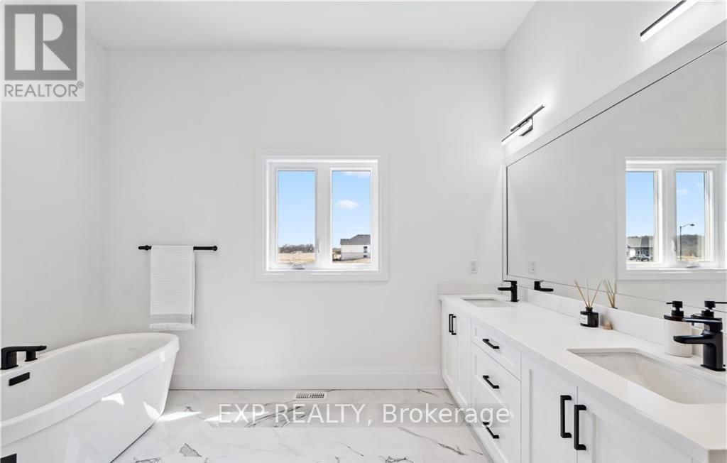 174 PIKE CREEK DRIVE Image 10