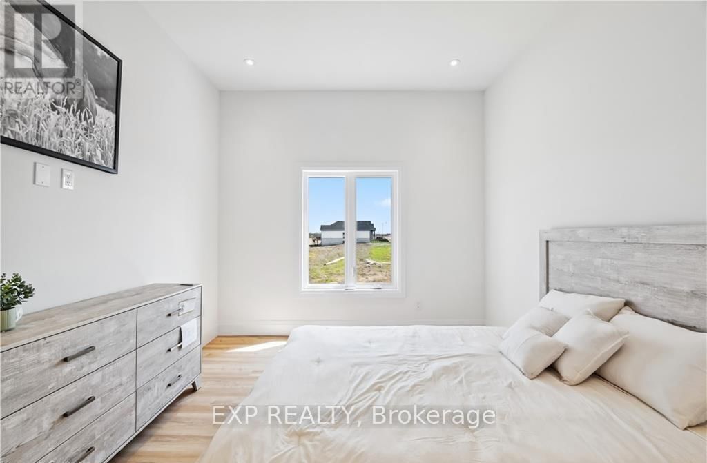 174 PIKE CREEK DRIVE Image 12