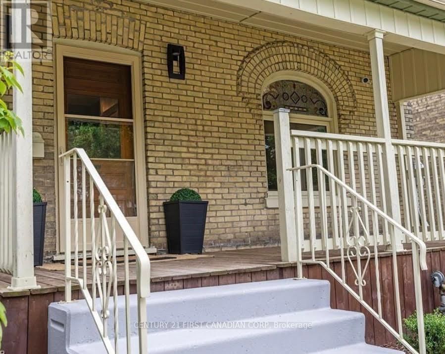 6 MABEL STREET Image 2