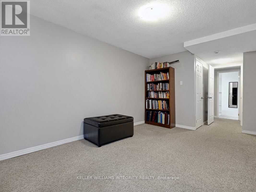 2598 CROSSCUT TERRACE Image 31