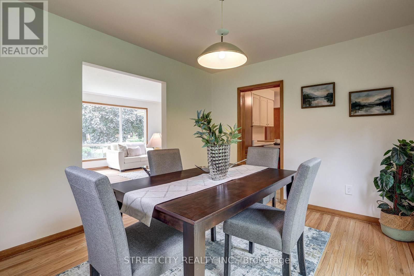 76 BLOOMFIELD DRIVE Image 11