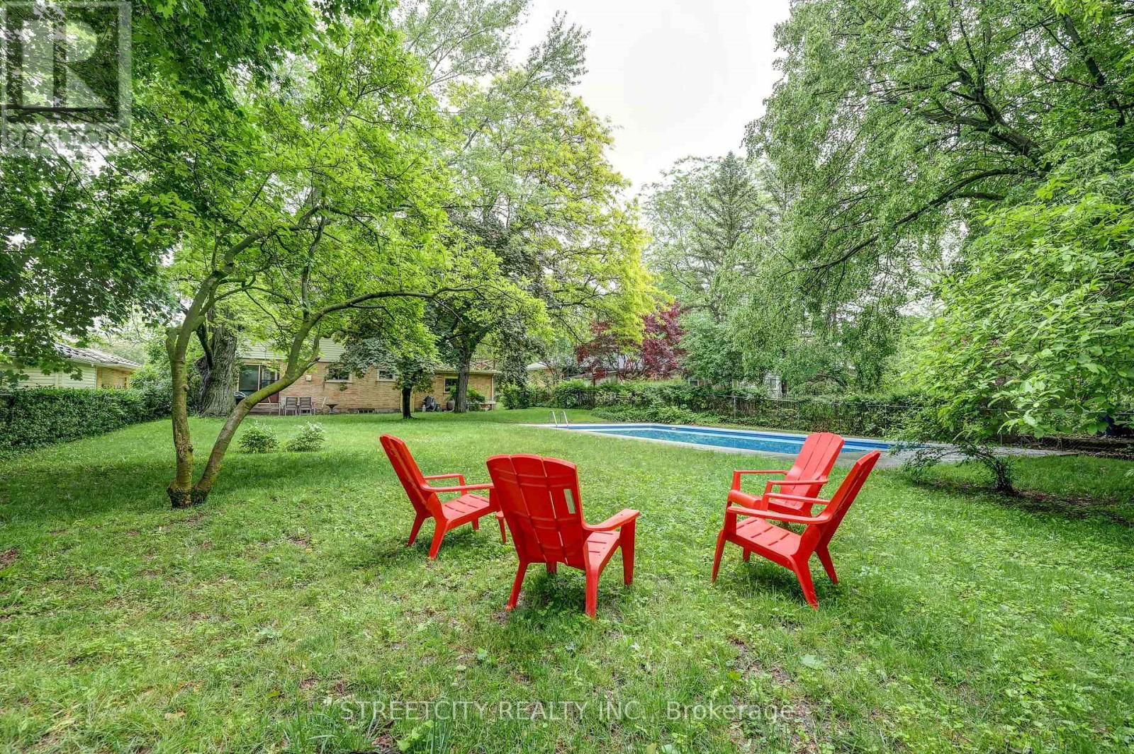 76 BLOOMFIELD DRIVE Image 2