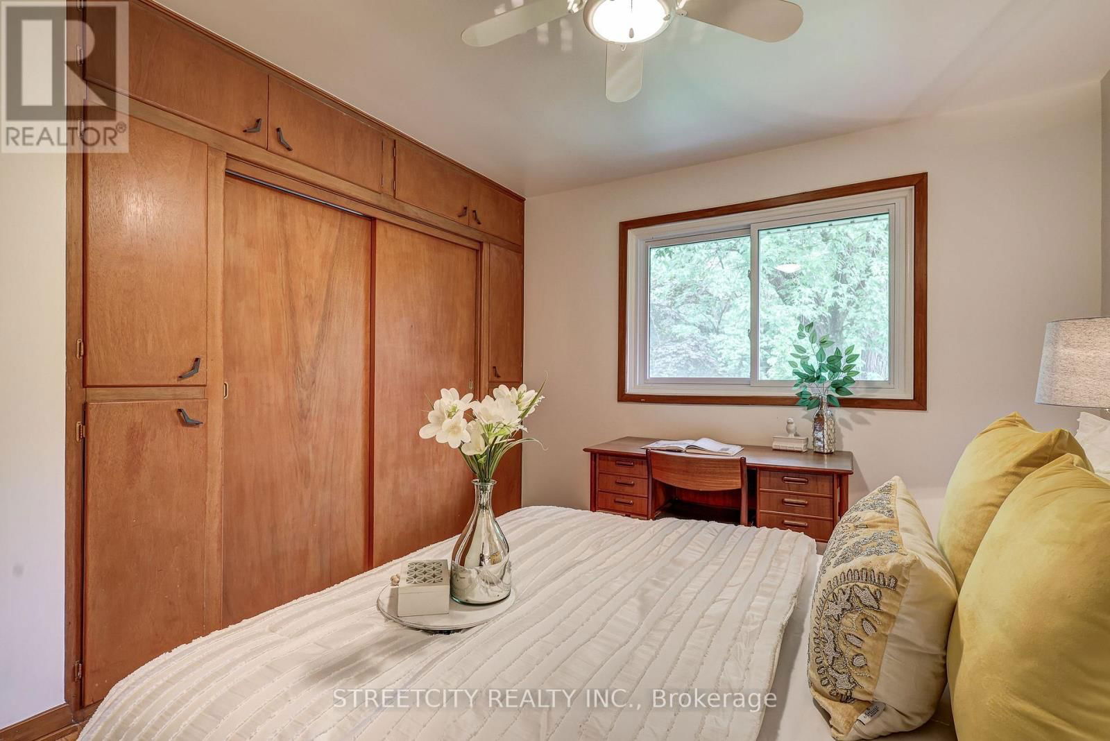 76 BLOOMFIELD DRIVE Image 23