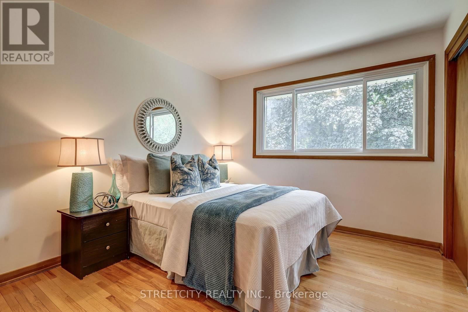 76 BLOOMFIELD DRIVE Image 25