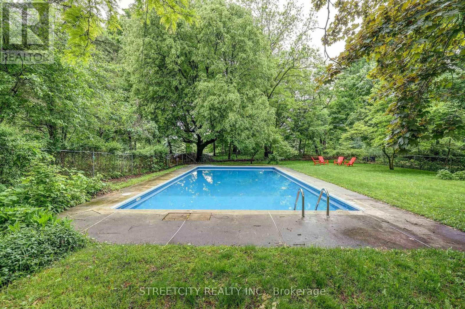 76 BLOOMFIELD DRIVE Image 4