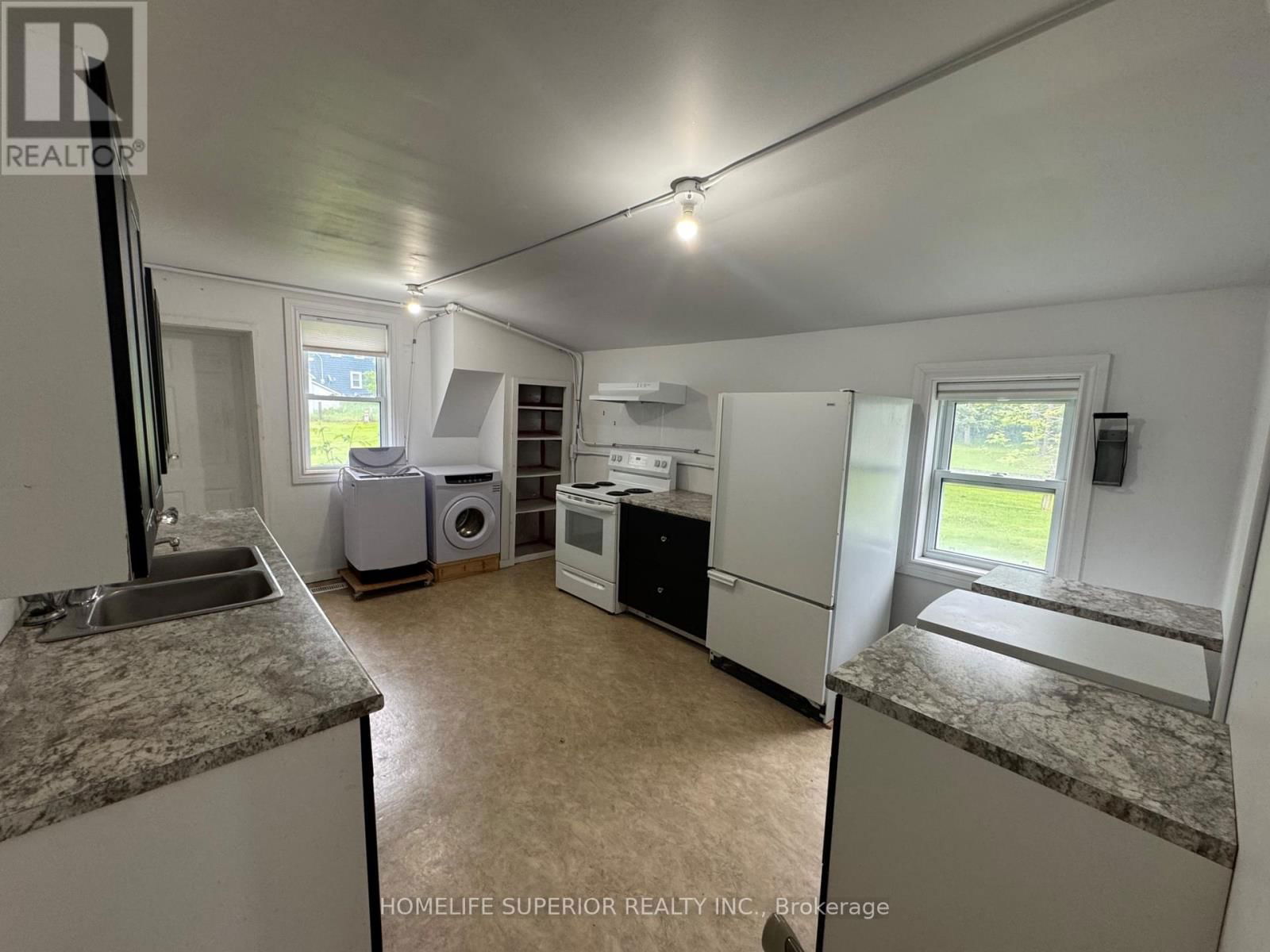 4840 STIRLING MARMORA ROAD Image 38