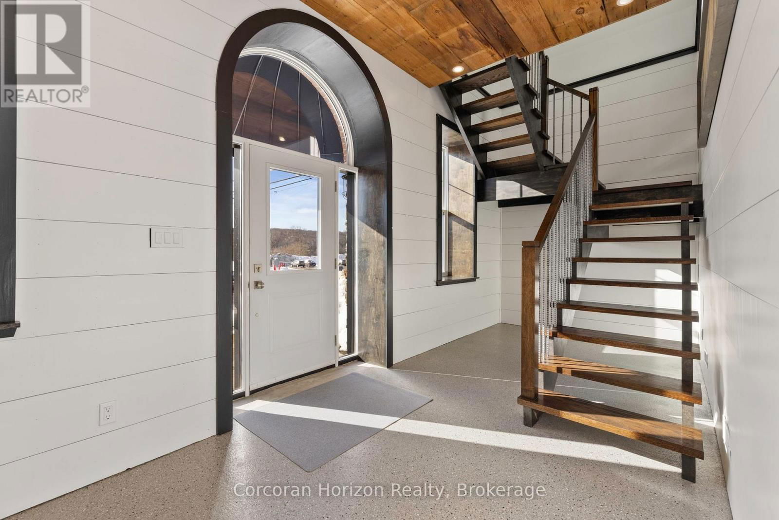 164 ONTARIO STREET Image 29