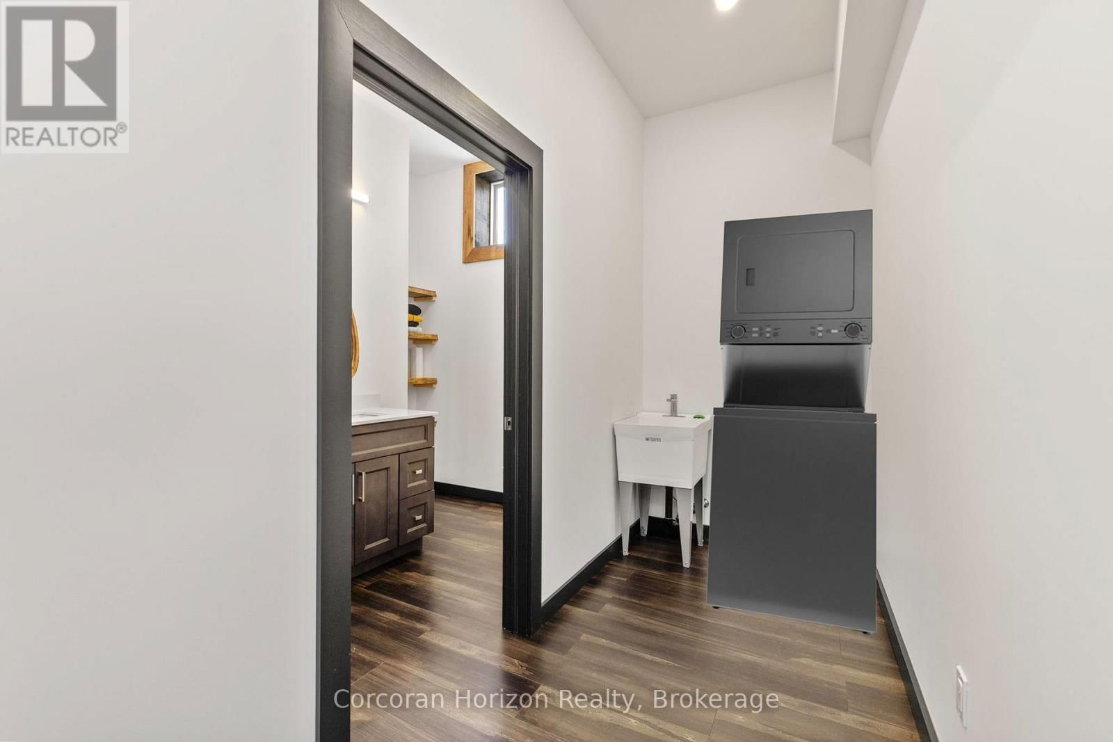 164 ONTARIO STREET Image 41