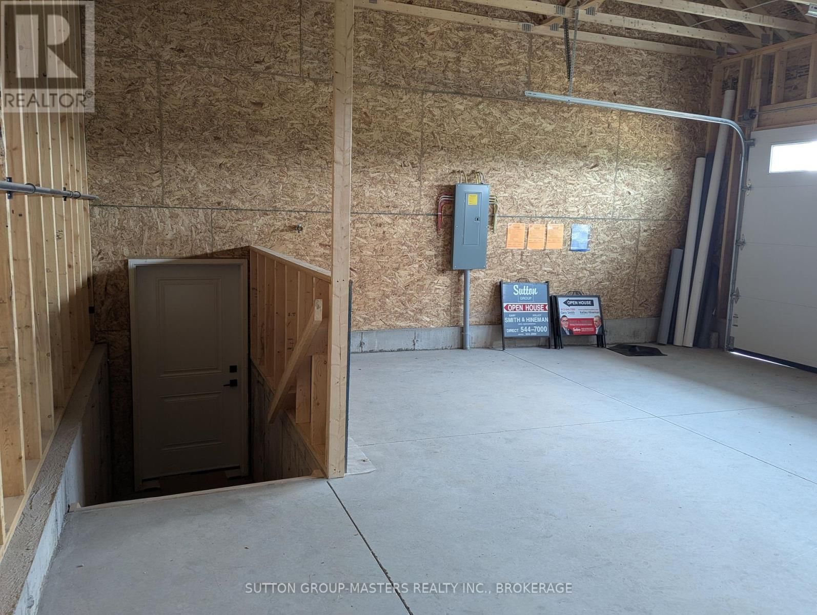 109 BITTERSWEET ROAD Image 18