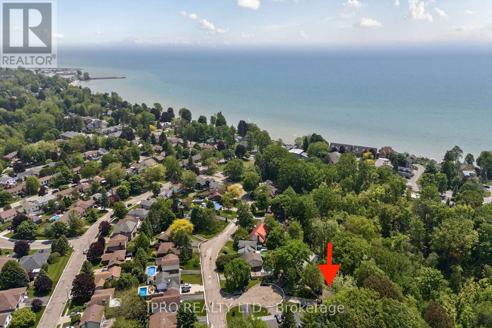 6 ROSELAWN COURT Image 47