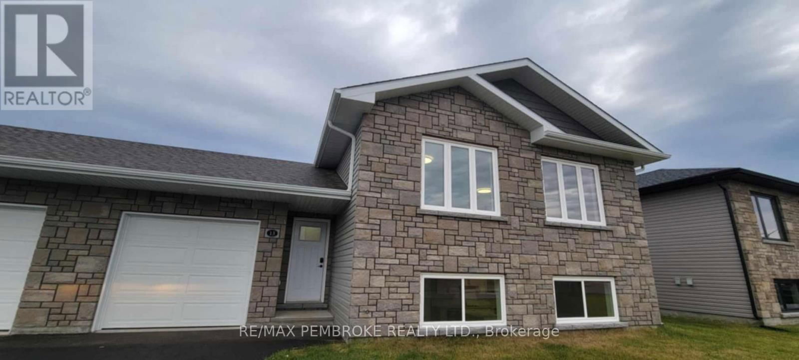 13 ZACHARY STREET Image 1