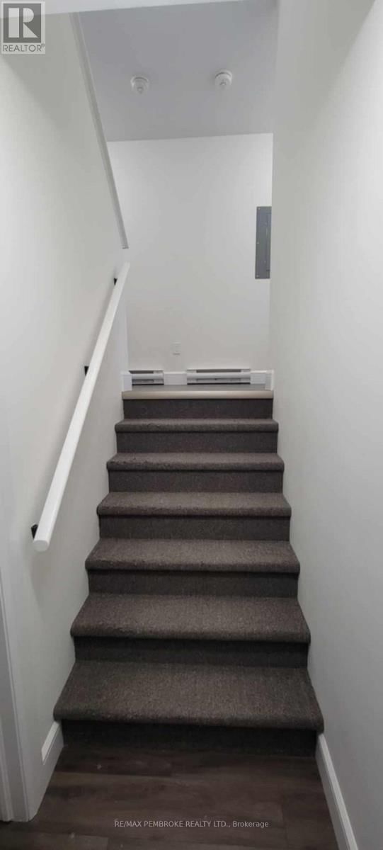 13 ZACHARY STREET Image 2