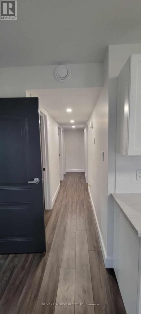 13 ZACHARY STREET Image 6