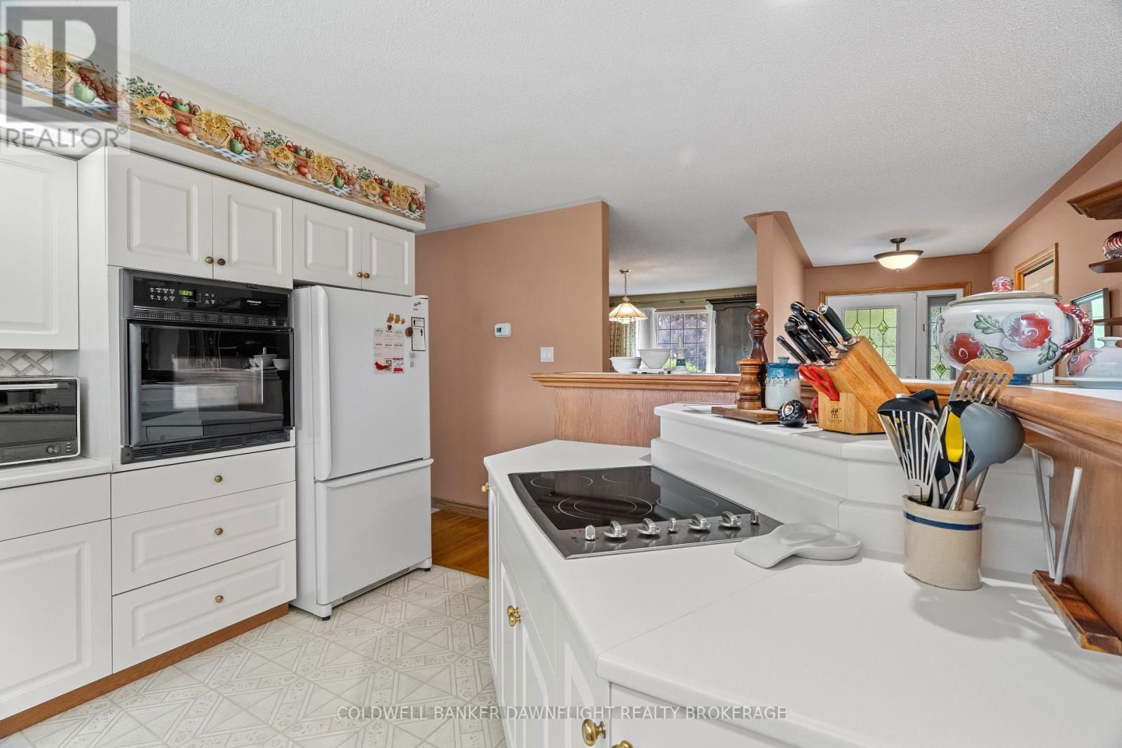 269 RIVERS BOULEVARD Image 10