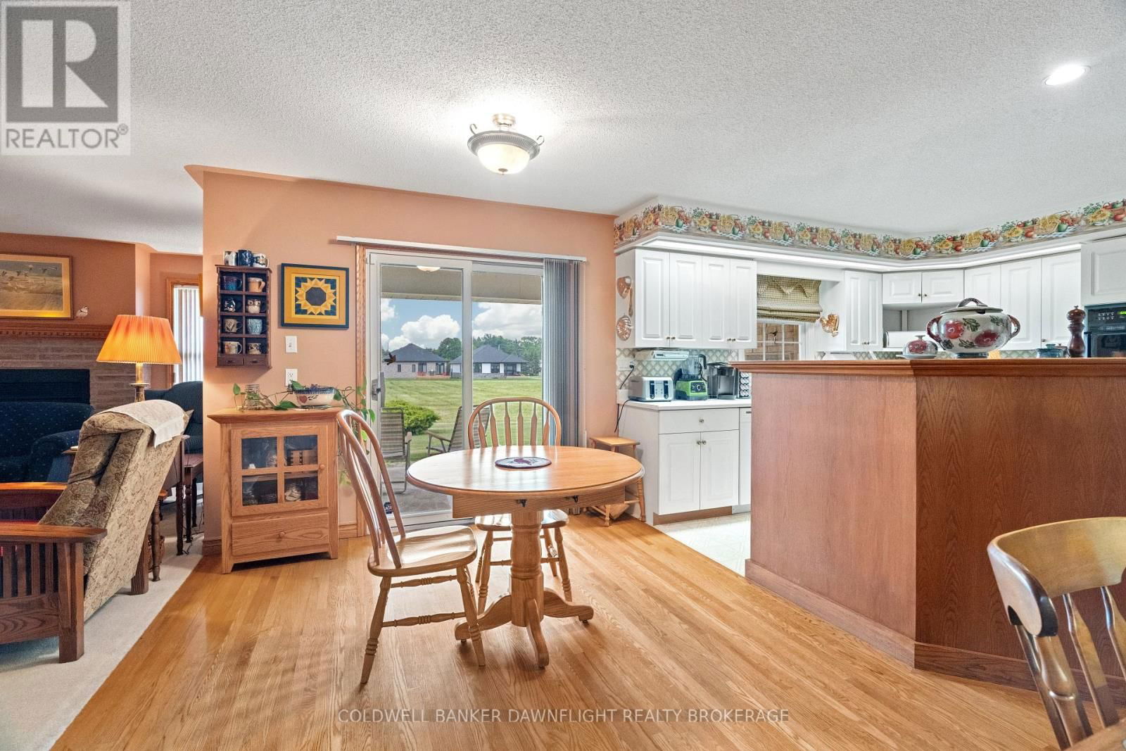 269 RIVERS BOULEVARD Image 14