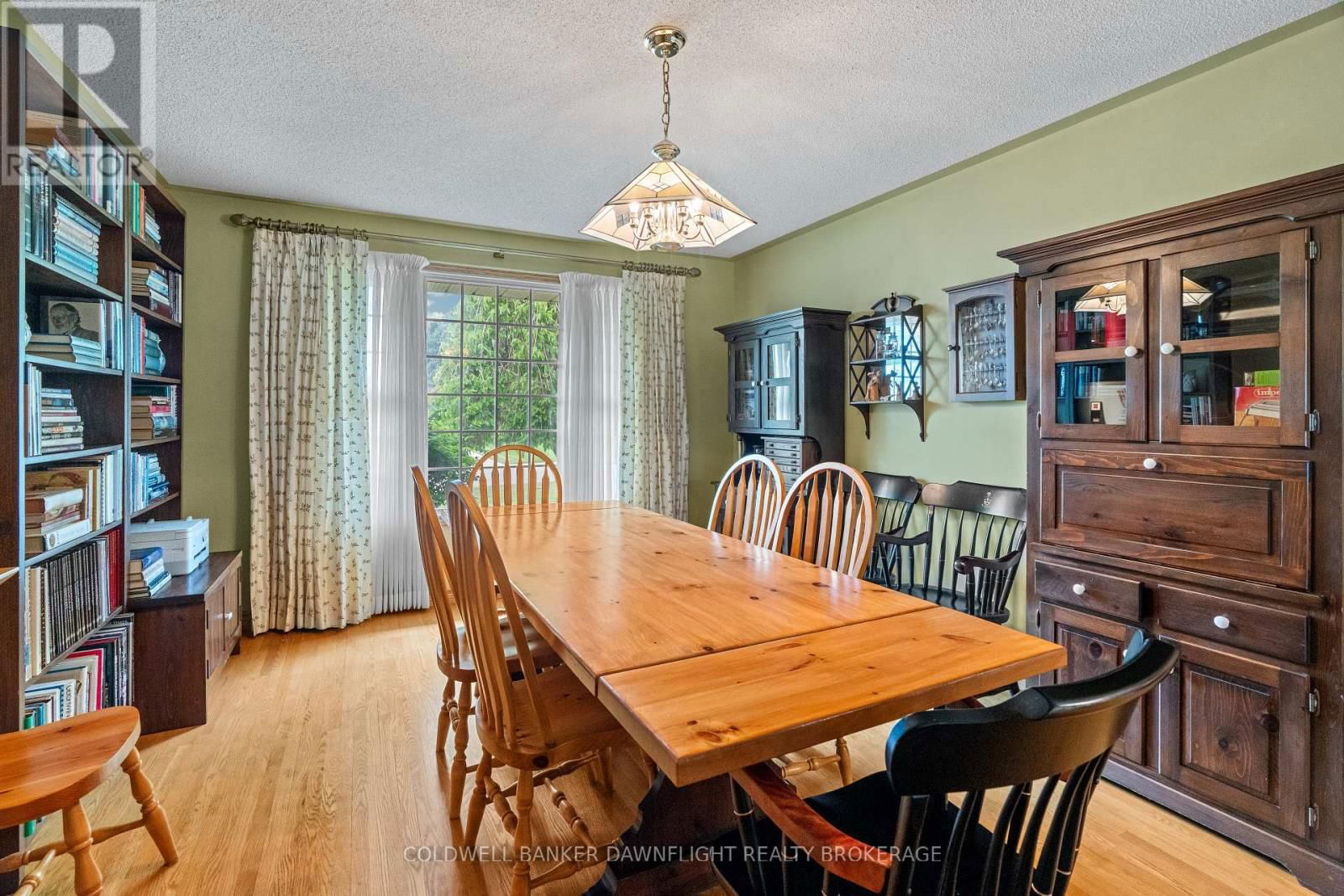 269 RIVERS BOULEVARD Image 16