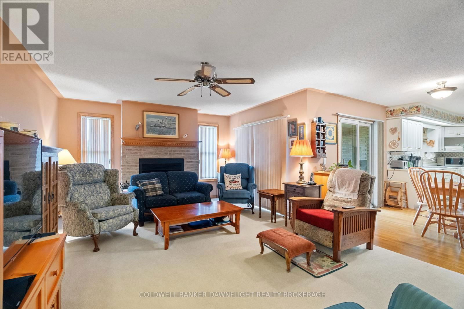 269 RIVERS BOULEVARD Image 19