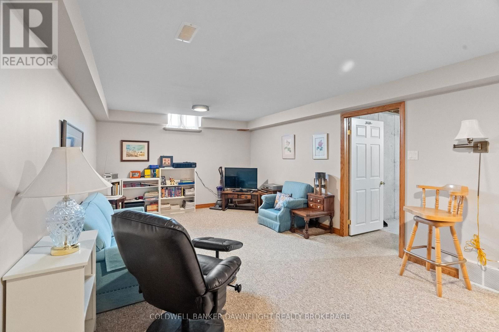 269 RIVERS BOULEVARD Image 34
