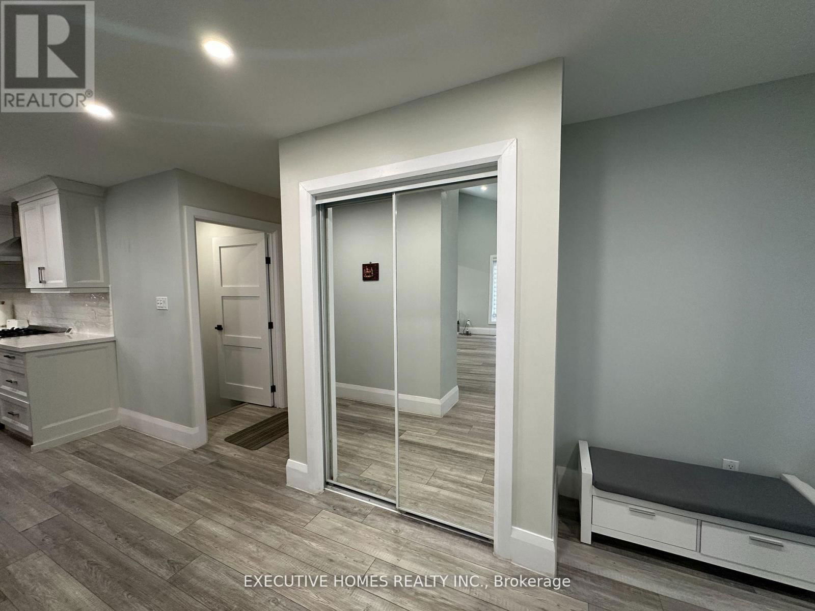 15 WESTBROOK PLACE Image 10