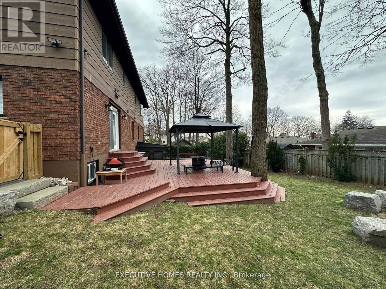 15 WESTBROOK PLACE Image 44
