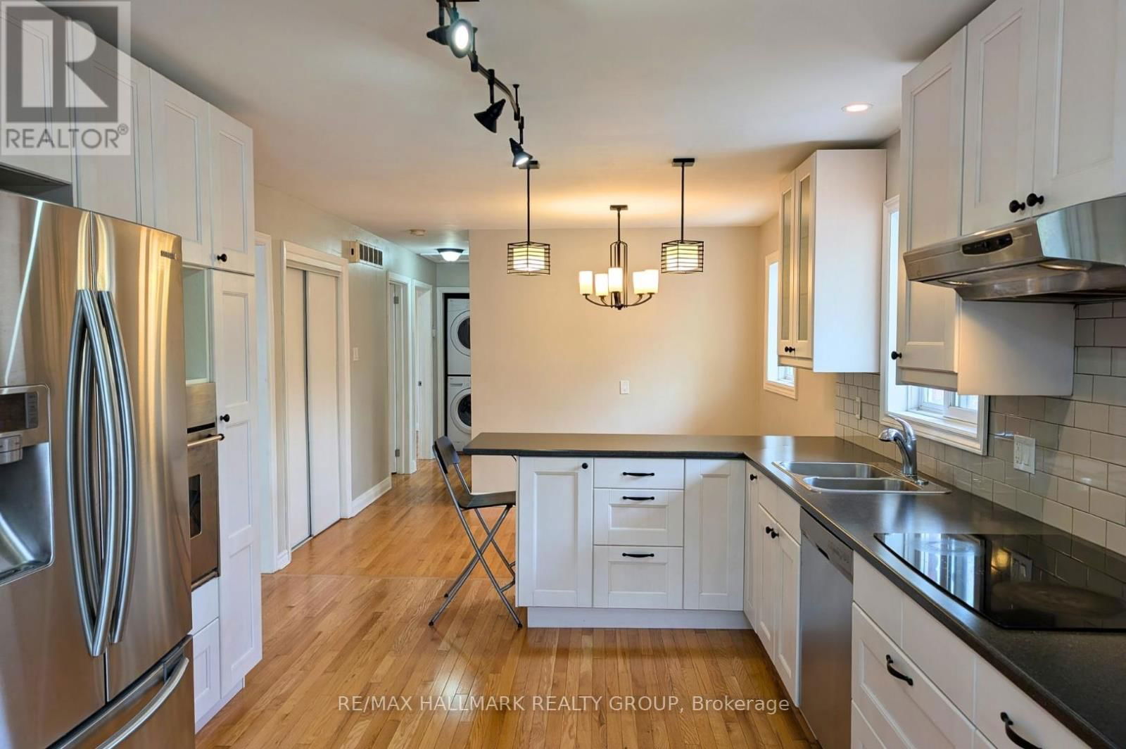 208 - 210 RENOUF AVENUE Image 7