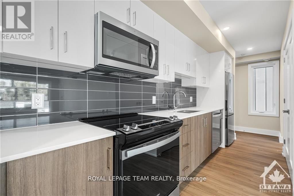 6 - 366 WINONA AVENUE Image 6