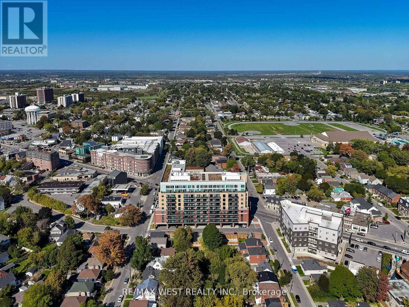440 - 652 PRINCESS STREET Image 2