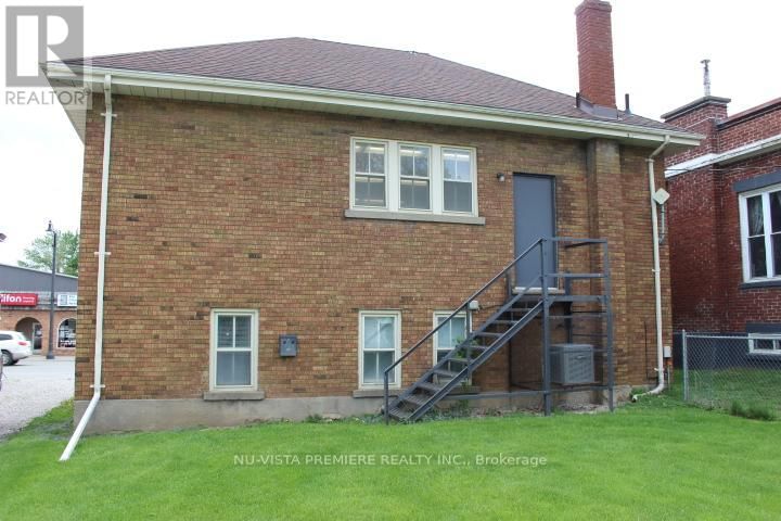 247 MAIN STREET Image 15